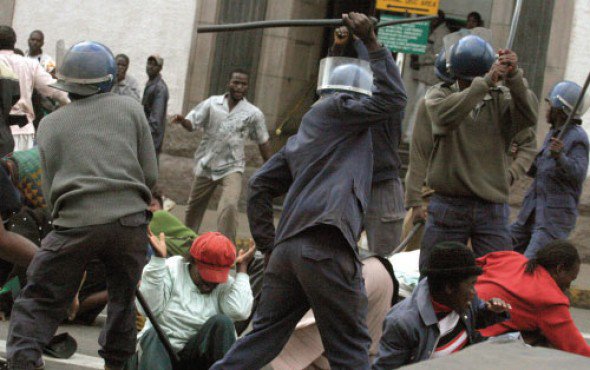 zimbabwe police violence